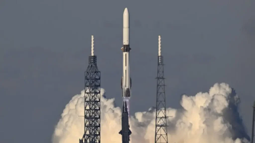 Blue Origin Lands Booster After Rocket Launch — A Big Step Toward Matching SpaceX’s Success