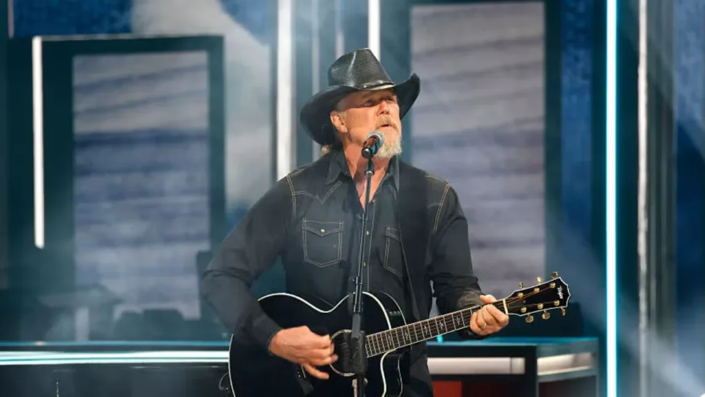 Trace Adkins Drops Heartfelt Holiday Song “One More Christmas”